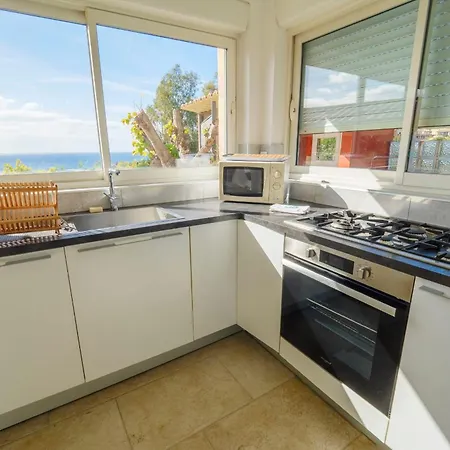 아파트 Manou - By Foot Garden Sea View - By Tgb Pietrosella
