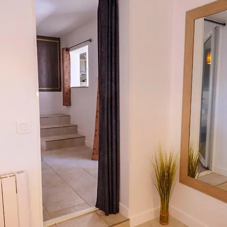 Apartment Manou - By Foot Garden Sea View - By Tgb